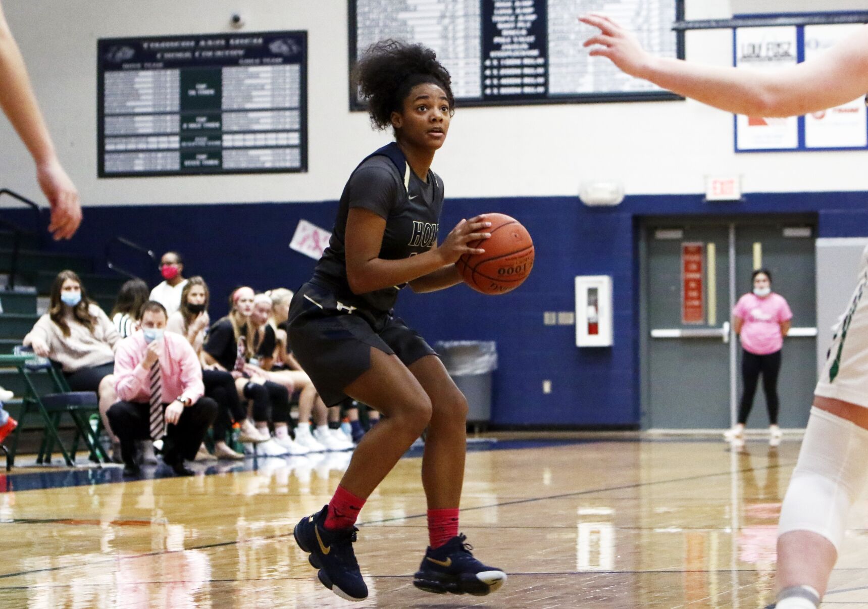 Holt 47, Timberland 46